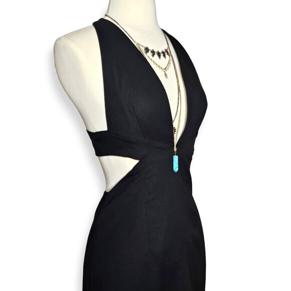 Fame & Partners Klara Cut Out Maxi Dress in Black Size 0 - Picture 14 of 16